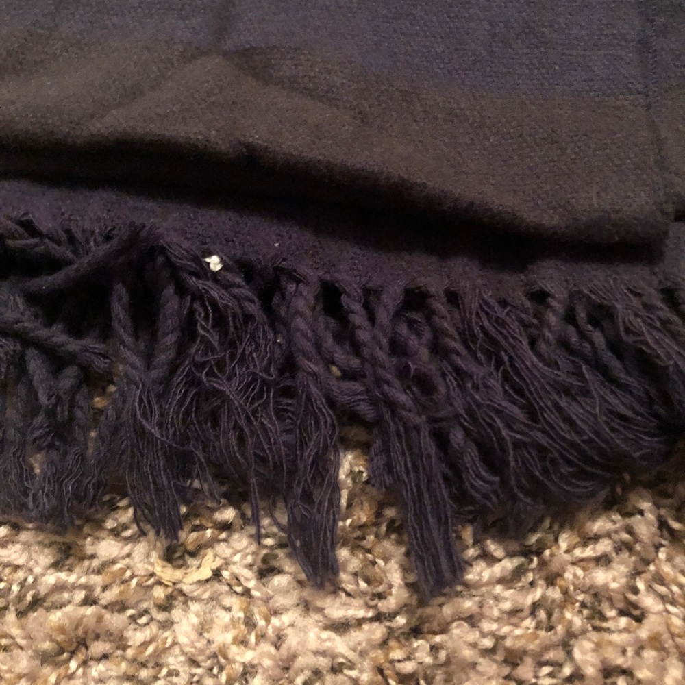 Three Scarf Set - Picture 5 of 6